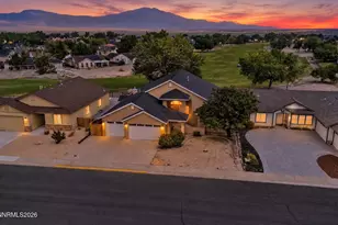 796 Divot Dr, Fernley, NV 89408 - Photo 2
