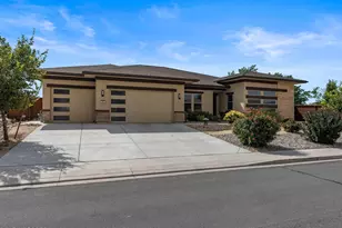 694 Raptor Wy, Fernley, NV 89408 - Photo 2