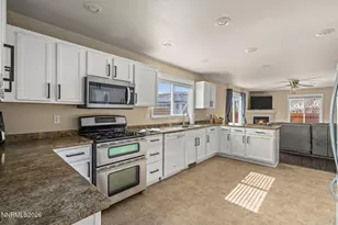 18366 Whitebark Ct, Reno, NV 89508 - Photo 14