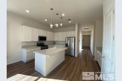 7630 Navasota Drive, Sparks, NV 89436 - Photo 4