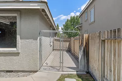 10063 Kentfield Place, Reno, NV 89521 - Photo 32