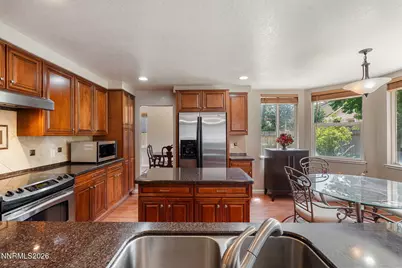10063 Kentfield Place, Reno, NV 89521 - Photo 10