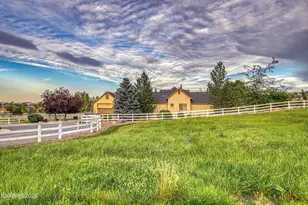 130 Juniper Hill Rd, Reno, NV 89519 - Photo 4