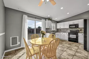 5825 Sepia Ct, Sun Valley, NV 89433 - Photo 8