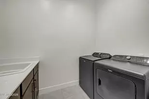 7607 Calypso Dr, Sparks, NV 89436 - Photo 46