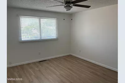 580 E Huffaker Lane, Reno, NV 89511 - Photo 10