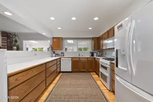 7845 N Southmoor Cir, Reno, NV 89502 - Photo 8