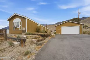 302 W Cottonwood Dr, Walker Lake, NV 89415 - Photo 2