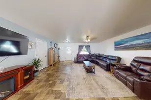 1 Varsity Ct, Winnemucca, NV 89445 - Photo 4