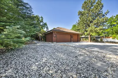 1640 Manzanita Lane, Reno, NV 89509 - Photo 10