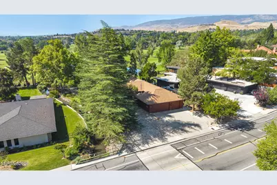 1640 Manzanita Lane, Reno, NV 89509 - Photo 36
