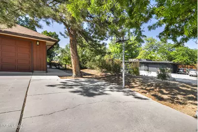 1640 Manzanita Lane, Reno, NV 89509 - Photo 6