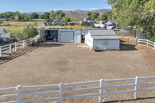 1185 Snowflower Rd, Fernley, NV 89408 - Photo 2