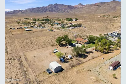 54 Locust Drive, Yerington, NV 89447 - Photo 8