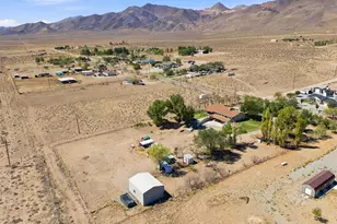 54 Locust Dr, Yerington, NV 89447 - Photo 8