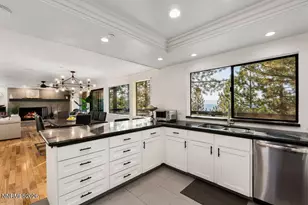 695 Lakeview Dr, Zephyr Cove, NV 89448 - Photo 10