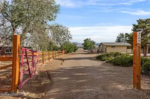 240 Wagon Wheel Way, Dayton, NV 89403 - Photo 2