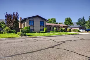 1586 Wildrose Dr, Minden, NV 89423 - Photo 2