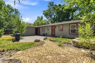 611 Martin St, Carson City, NV 89703 - Photo 24