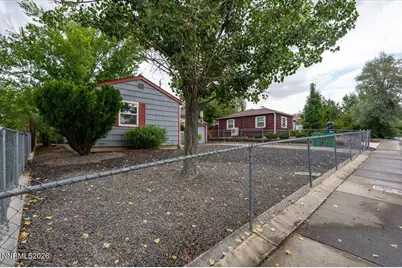 1890 Bonneville Avenue, Reno, NV 89503 - Photo 2