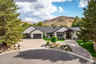 5480 Cypress Point Dr, Reno, NV 89502 - Photo 2