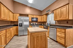 185 Henley Ct, Fallon, NV 89406 - Photo 14
