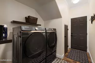 5840 E Hidden Valley Dr, Reno, NV 89502 - Photo 26