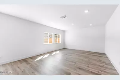 4267 Single Pine Way, Sparks, NV 89436 - Photo 4