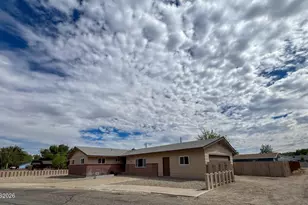 306 S California St, Yerington, NV 89447 - Photo 4