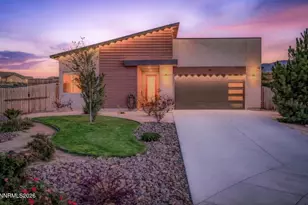 829 Calamity Ct, Reno, NV 89506 - Photo 1