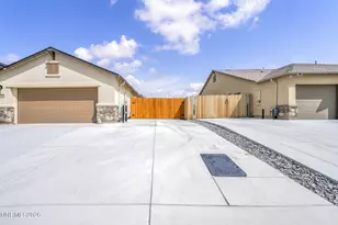742 Mallard Crest Dr, Sparks, NV 89441 - Photo 4