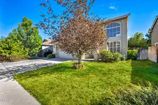 10048 Silver Star Dr, Reno, NV 89521 - Photo 4