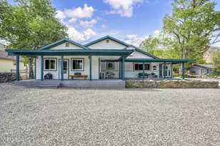193 Mule Deer Rd, Coleville, CA 96107 - Photo 2