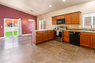 18176 Kodiak Bear Ct, Reno, NV 89508 - Photo 10