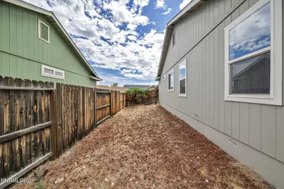 2212 Ellice Way, Fernley, NV 89408 - Photo 12
