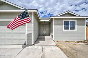 2212 Ellice Wy, Fernley, NV 89408 - Photo 2
