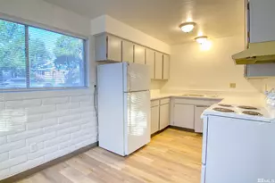 1036 Bell St, Reno, NV 89503 - Photo 2