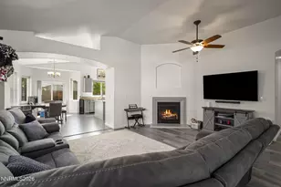 1727 Blue Oak Ct, Fernley, NV 89408 - Photo 4