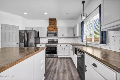21105 Mount Evans Drive, Reno, NV 89508 - Photo 12