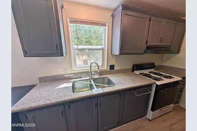 2710 Larkspur Street, Reno, NV 89512 - Photo 6