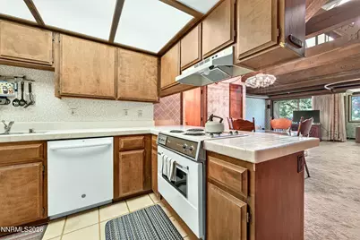 333 Ski Way #UNIT 289, Incline Village, NV 89451 - Photo 12