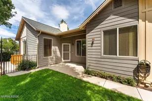 5627 Crescent Hill Way, Sparks, NV 89436 - Photo 2