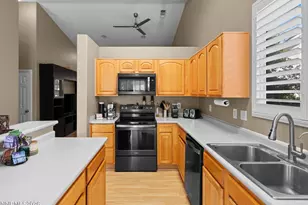 9275 Rising Moon Dr, Reno, NV 89506 - Photo 8