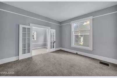 363 Roberts Street, Reno, NV 89502 - Photo 6