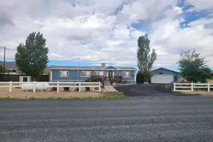 5225 Deodar St, Silver Springs, NV 89429 - Photo 2