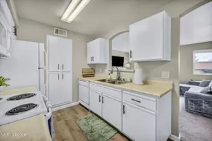 6850 Sharlands Ave, Reno, NV 89523 - Photo 6