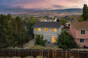 2348 Sapphire Ridge Way, Reno, NV 89523 - Photo 8