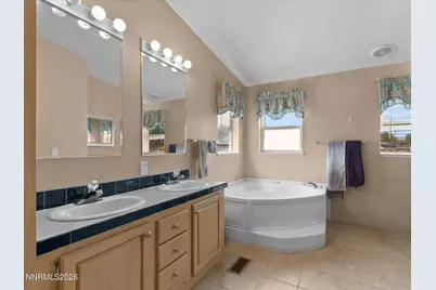 285 E 6th Avenue, Sun Valley, NV 89433 - Photo 22