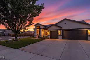 1518 Riverpark Pkwy, Dayton, NV 89403 - Photo 2
