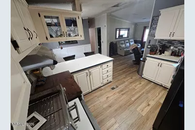 375 Magnolia Way, Reno, NV 89506 - Photo 8